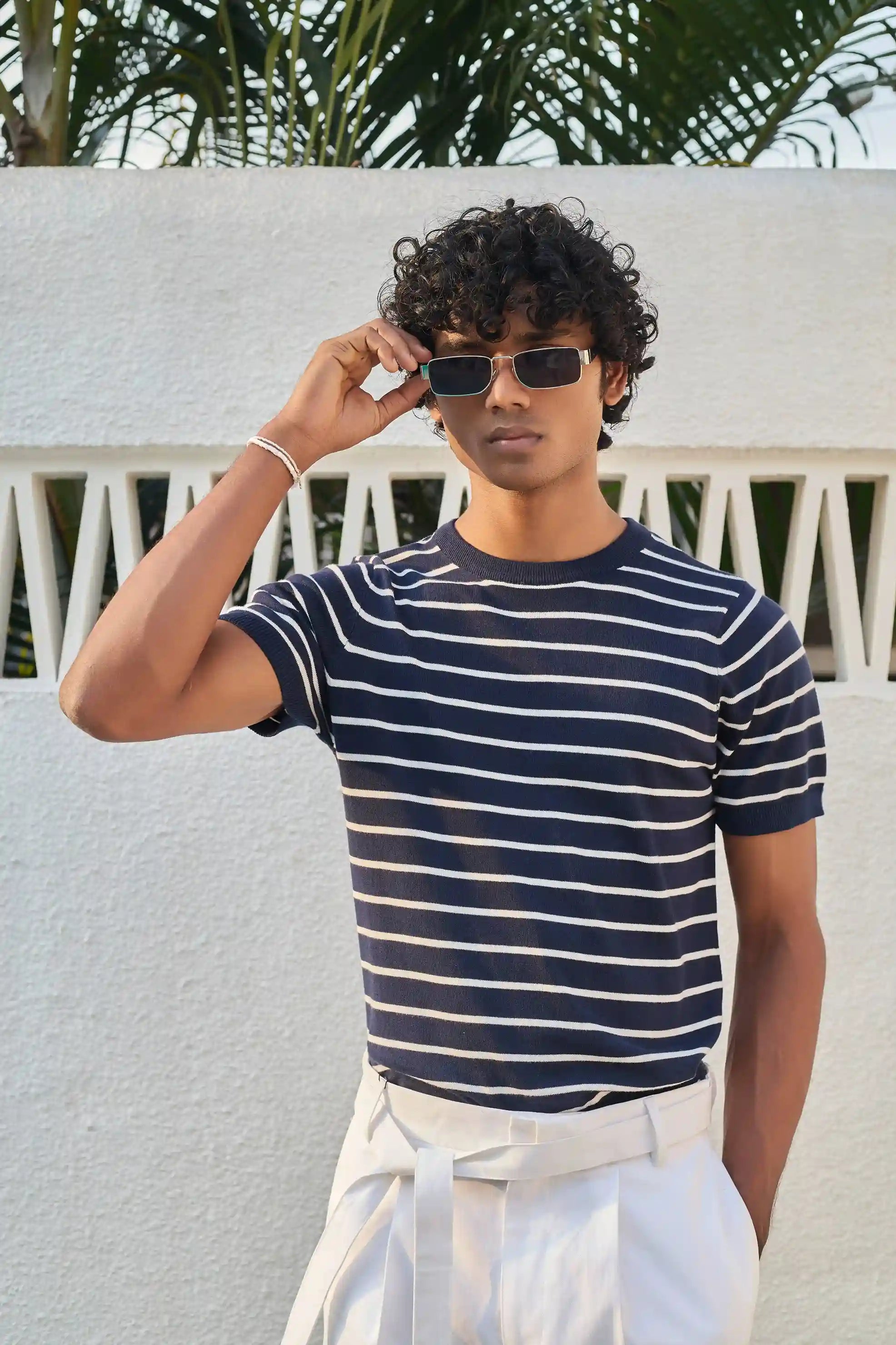 Fine Striped Round Neck Knit T-Shirt - Navy Blue