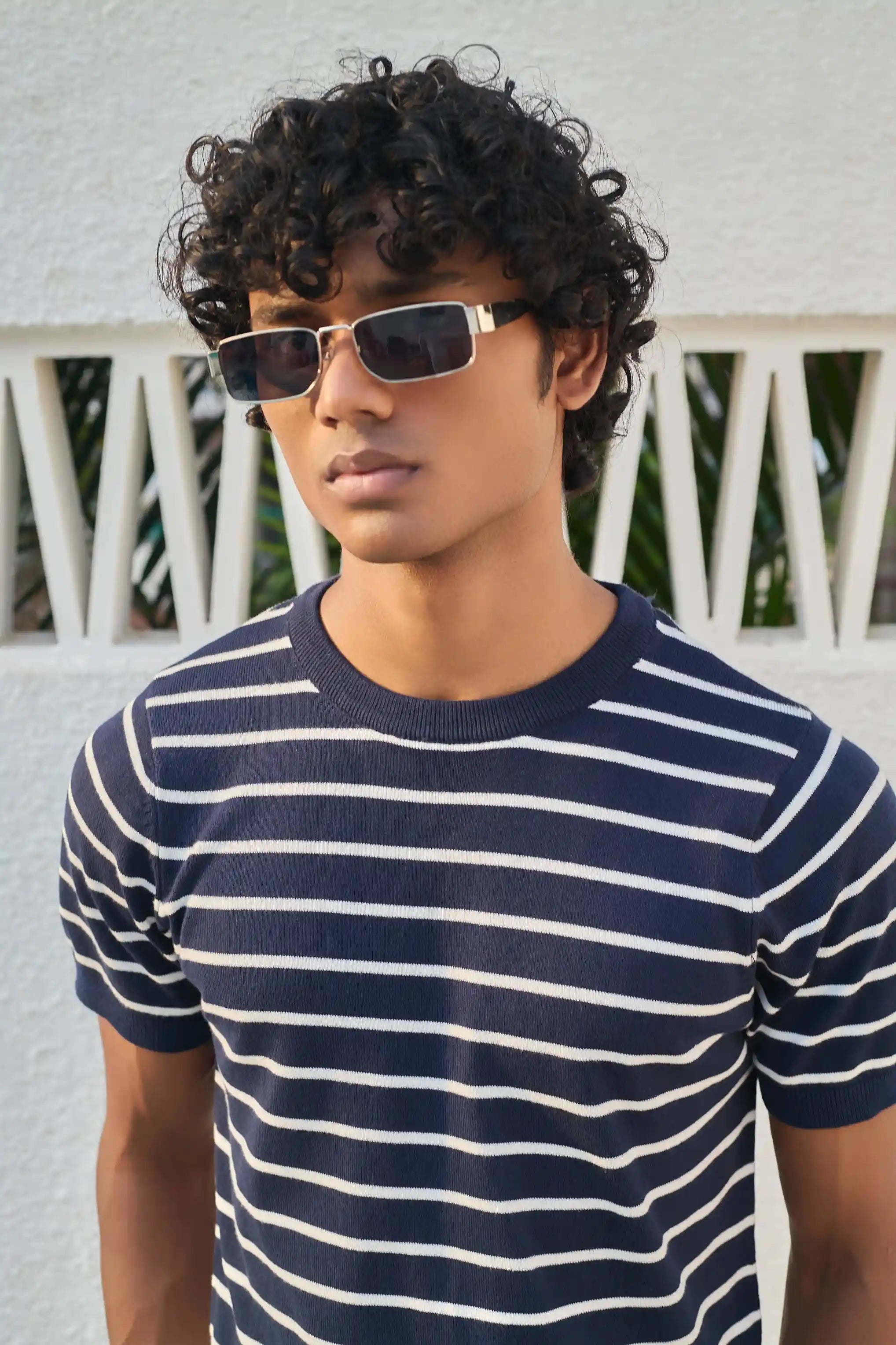 Fine Striped Round Neck Knit T-Shirt - Navy Blue