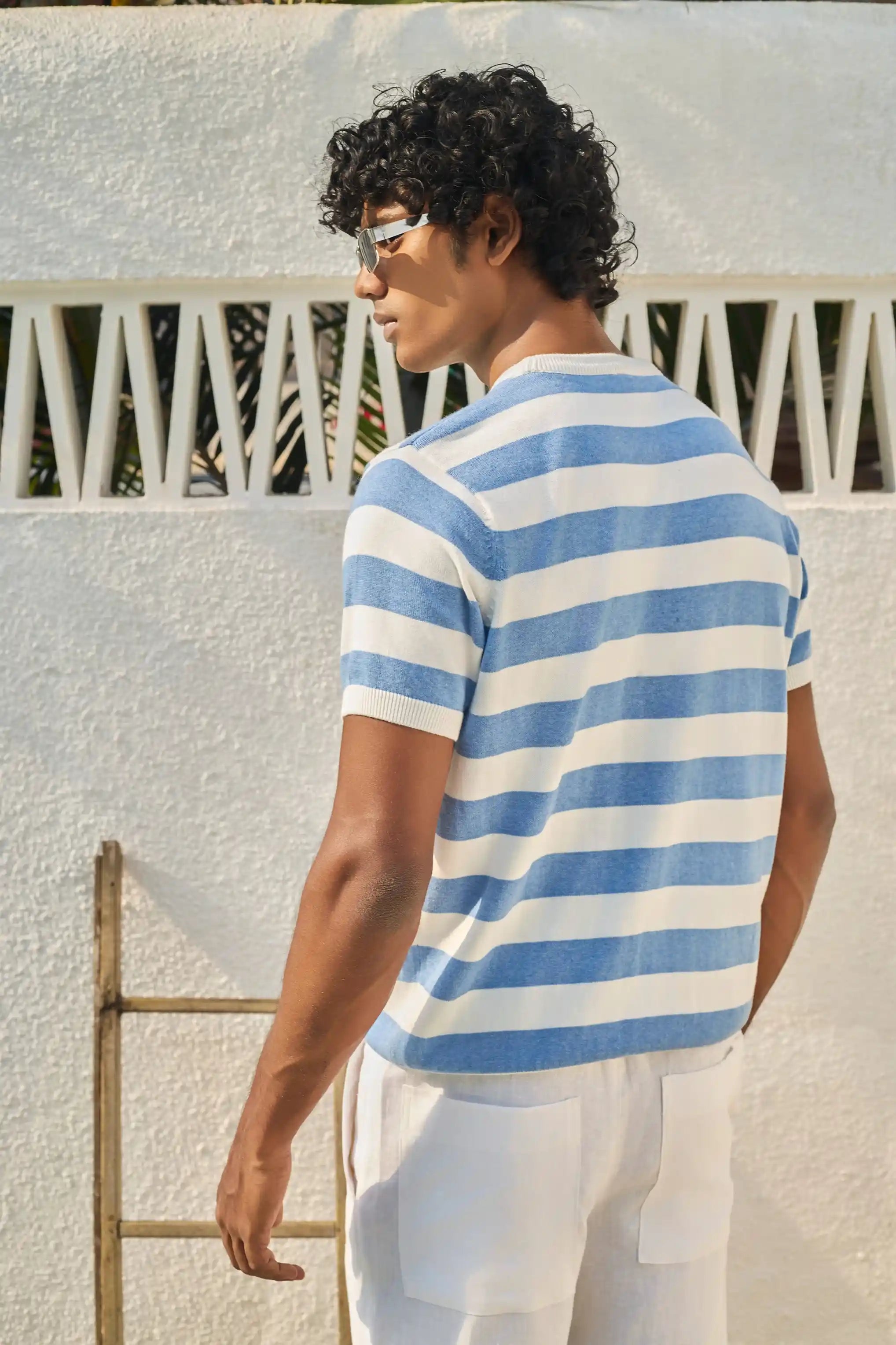 Round Neck Coastal Knit T-Shirt- Blue