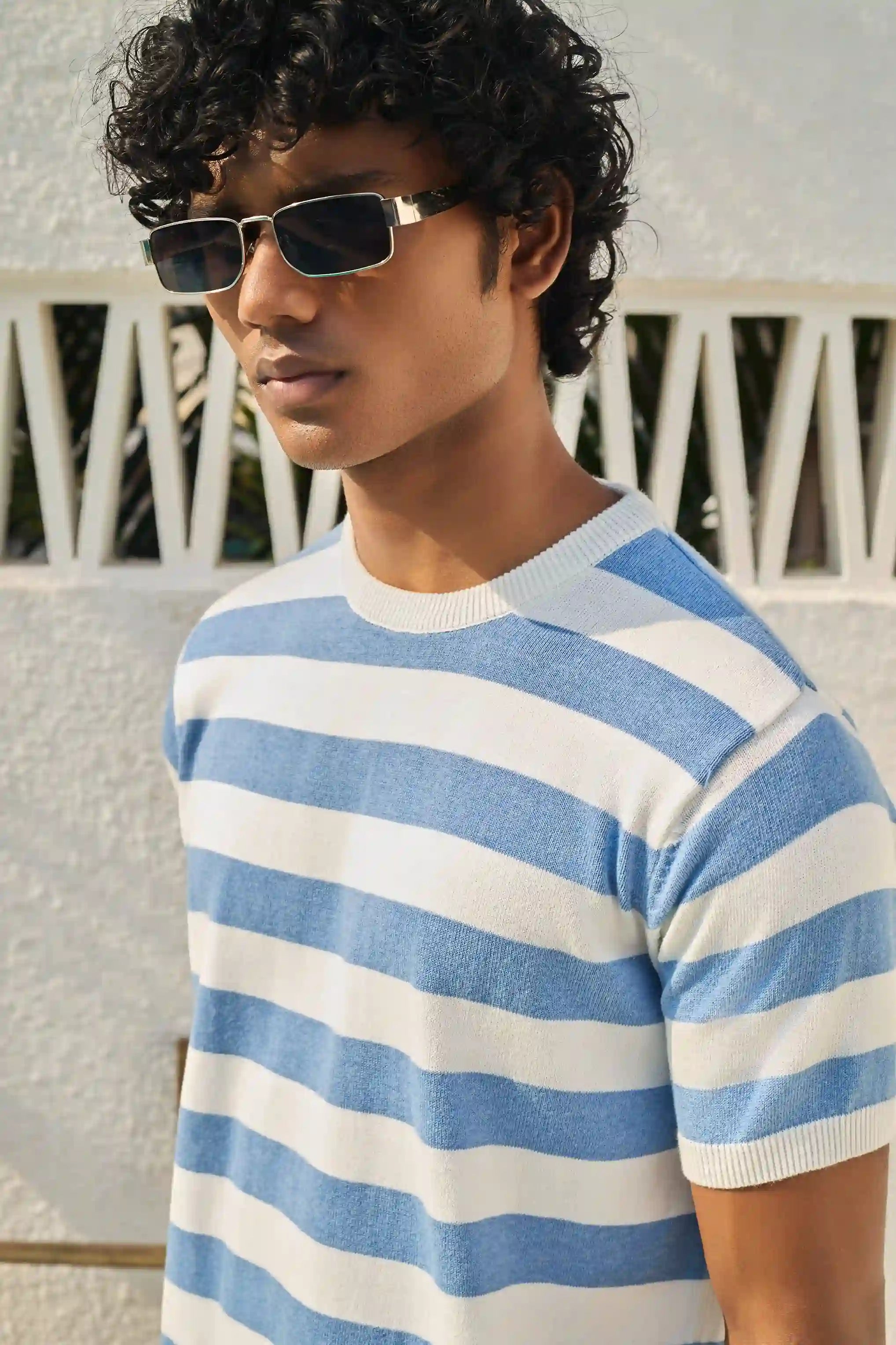 Round Neck Coastal Knit T-Shirt- Blue