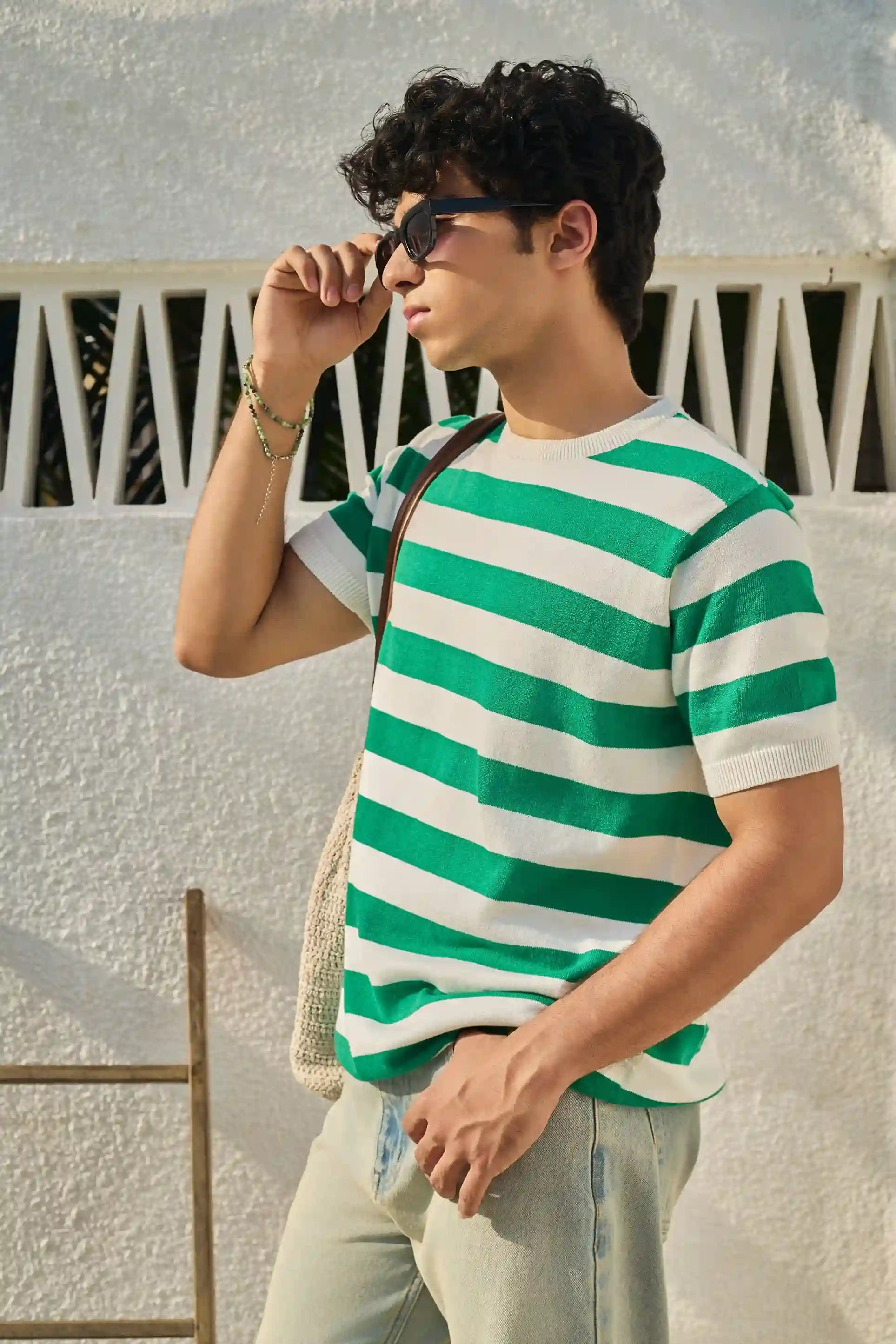 Round Neck Coastal Knit T-Shirt- Green