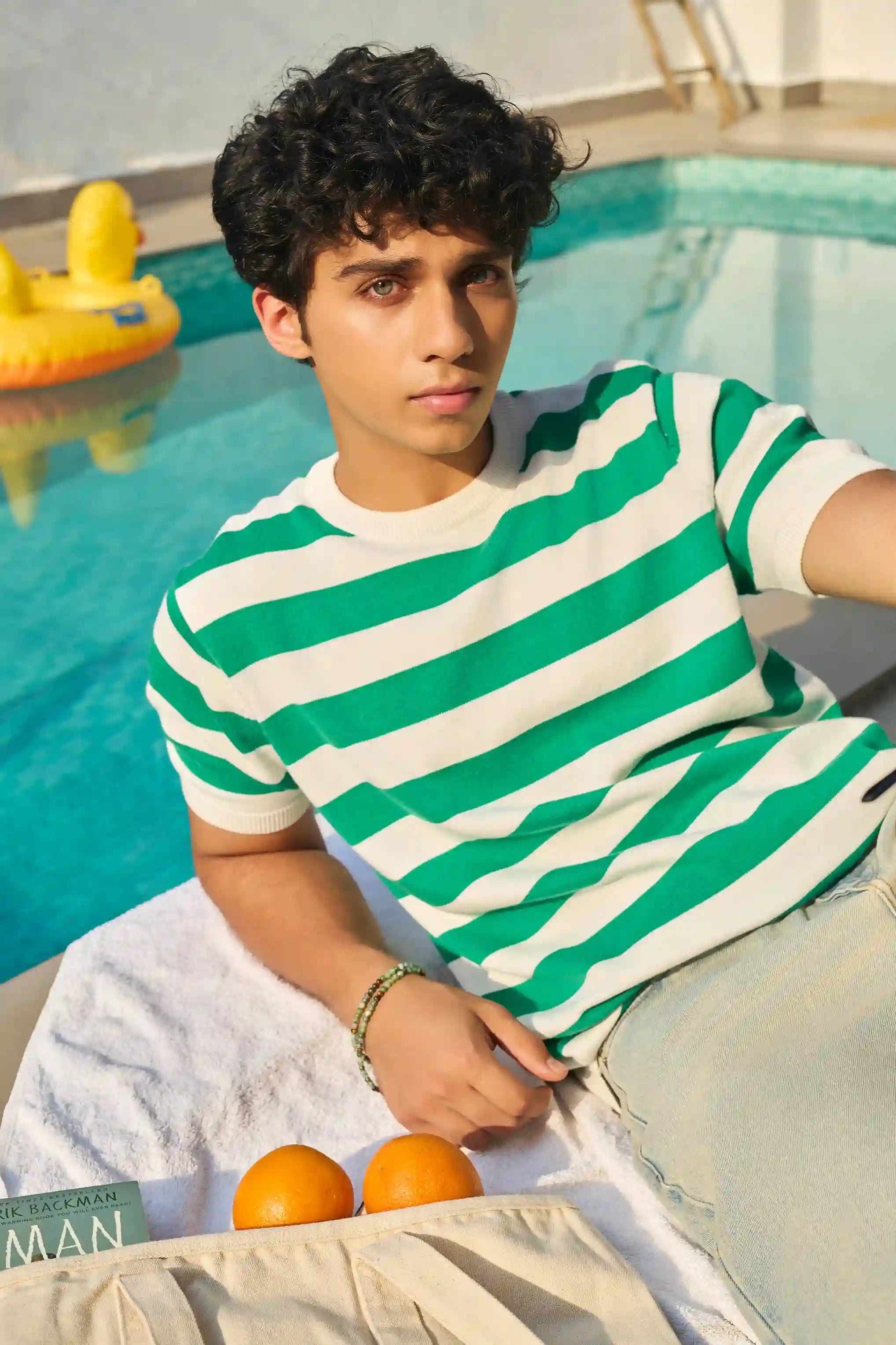 Round Neck Coastal Knit T-Shirt- Green