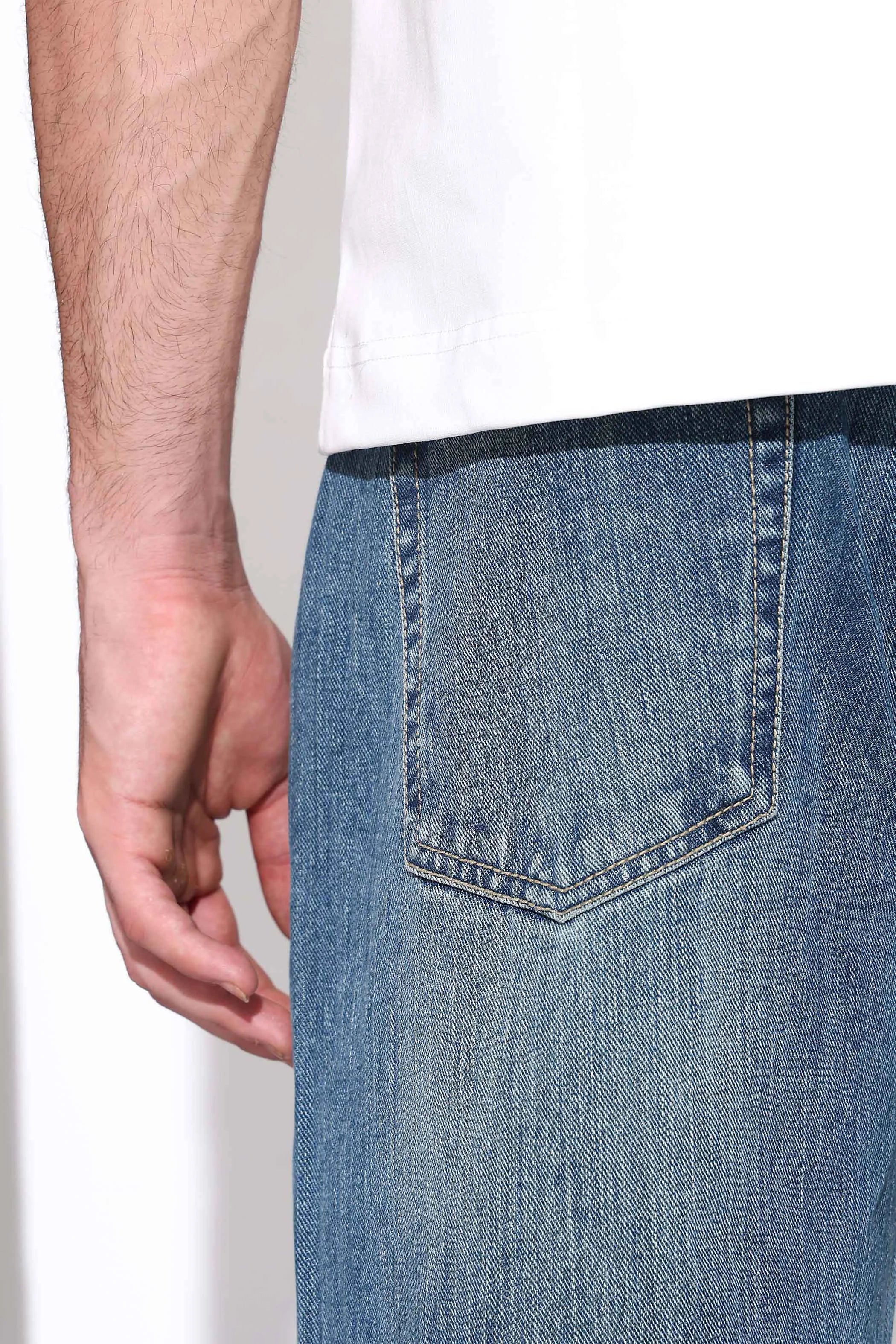 Iceberg Relaxed Fit Jeans