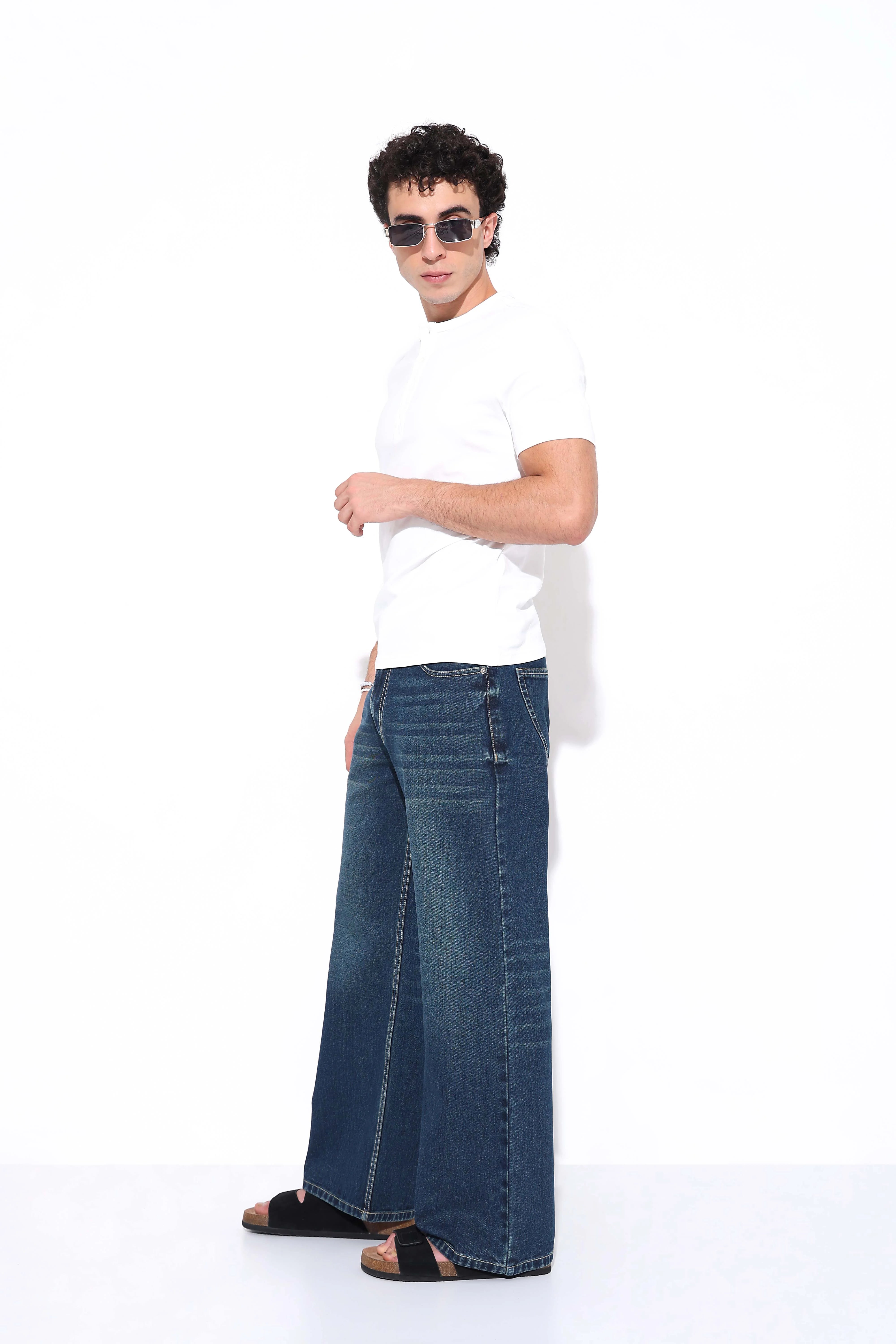 Deep Blue Faded Relaxed Fit Jeans