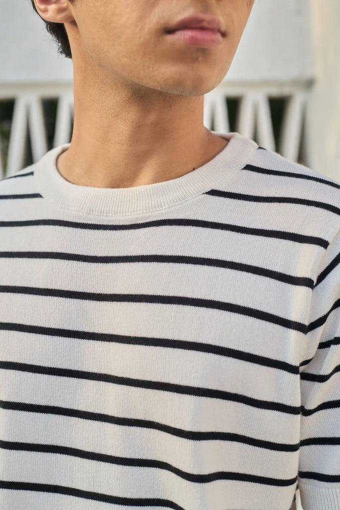Fine Striped Round Neck Knit T-Shirt - White