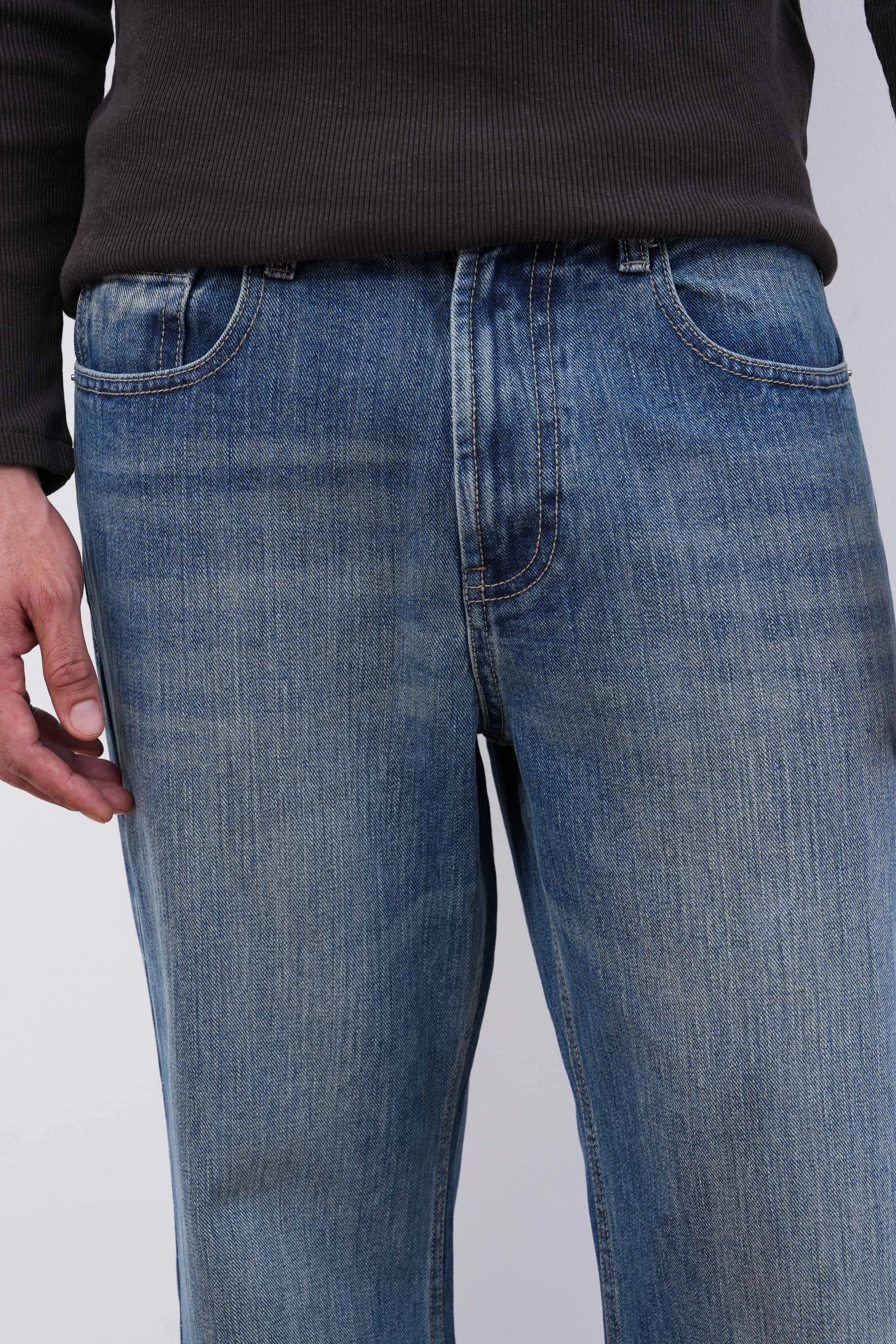 Iceberg Flare Fit Jeans